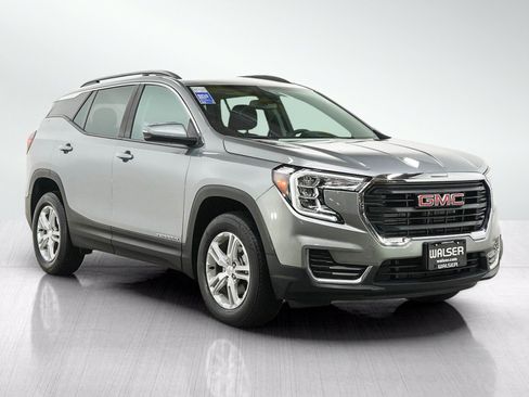 Used 2023 GMC Terrain SLE w/ Driver Convenience Package AWD/4WD image 7