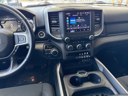 Used 2022 RAM 1500 Big Horn AWD/4WD image 27