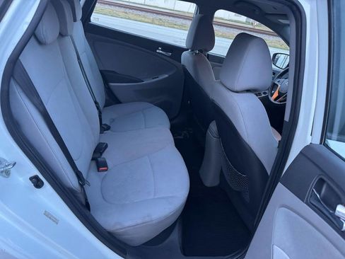 Used 2014 Hyundai Accent SE FWD image 20