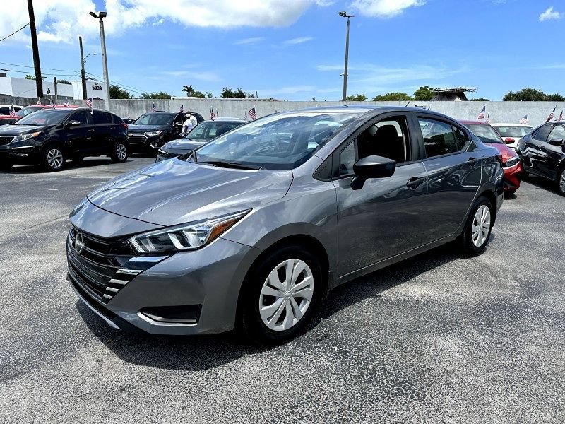 Used 2024 Nissan Versa S w/ Trunk Package FWD image 9