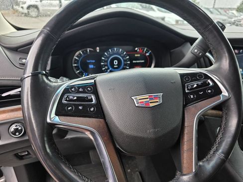 Used 2018 Cadillac Escalade Premium Luxury AWD/4WD image 12
