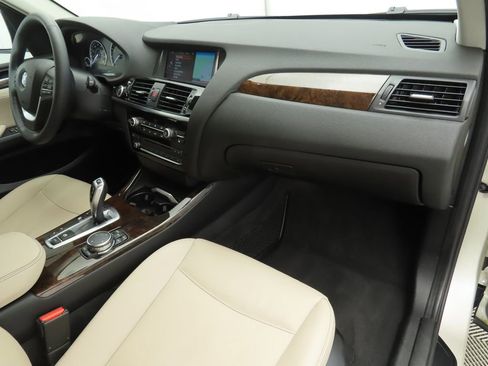 Used 2016 BMW X3 xDrive28i image 17