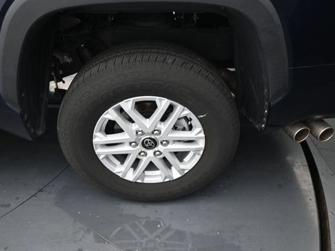 Used 2023 Toyota Tundra SR5 w/ SR5 Premium Package AWD/4WD image 14