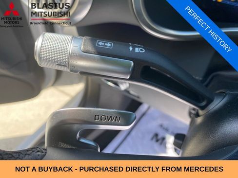 Used 2022 Mercedes-Benz SL 55 AMG 4MATIC w/ Driver Assistance Package image 64