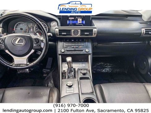 Used 2016 Lexus IS 300 AWD image 11