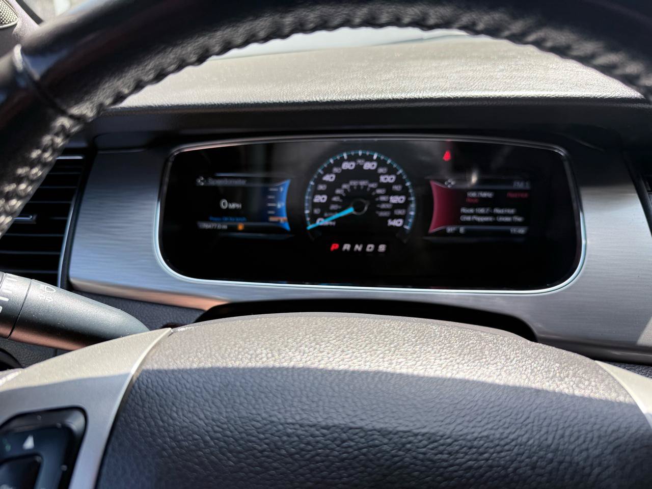 Used 2018 Ford Taurus SEL w/ Equipment Group 201A FWD image 14