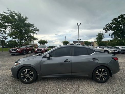 Used 2022 Nissan Sentra SV w/ All-Weather Package FWD image 2