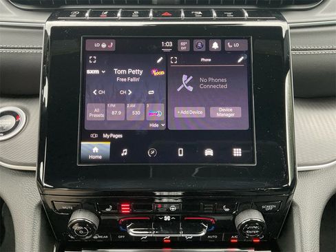 New 2025 Jeep Grand Cherokee L Laredo w/ Luxury Tech Group I image 12