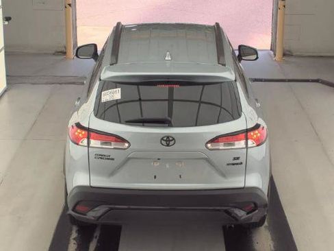 Used 2023 Toyota Corolla Cross AWD Hybrid image 9