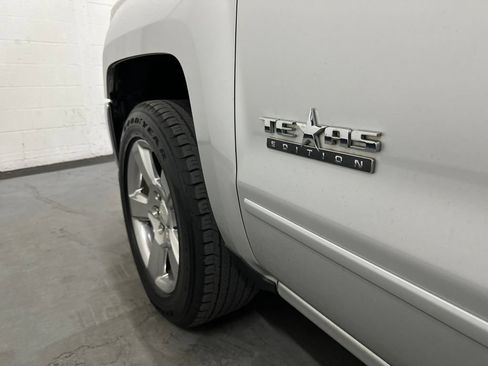 Used 2017 Chevrolet Silverado 1500 LT w/ Texas Edition RWD image 20