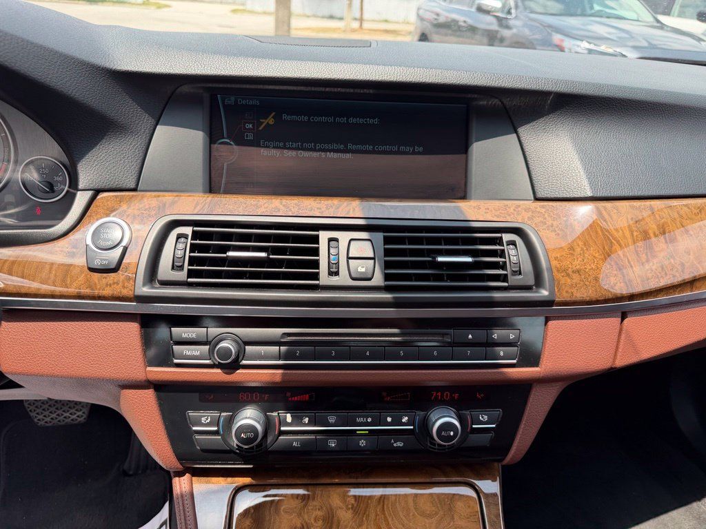 Used 2012 BMW 528i Sedan RWD image 24