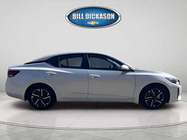 Used 2025 Nissan Sentra SV FWD image 10