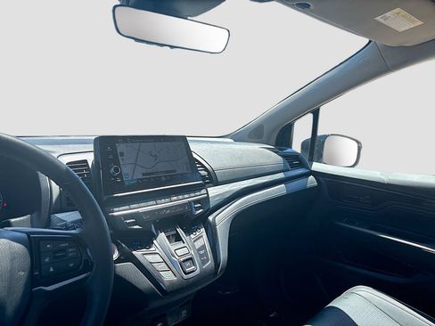 Used 2025 Honda Odyssey Elite image 24