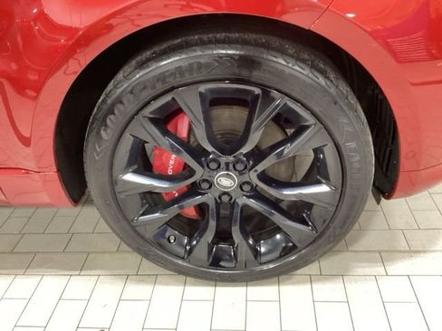 Used 2020 Land Rover Range Rover Sport HST image 27