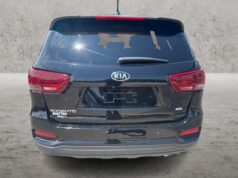 Used 2019 Kia Sorento L FWD image 14