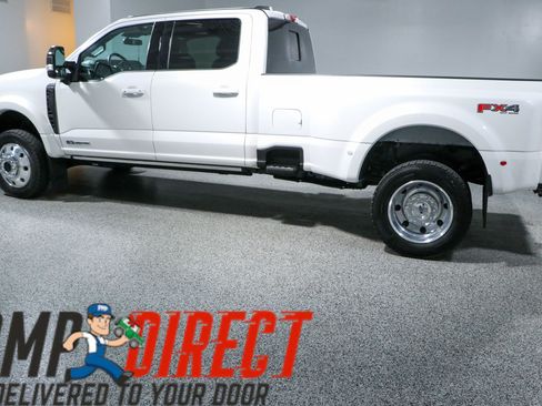 Used 2025 Ford F450 Platinum w/ FX4 Off-Road Package AWD/4WD image 10