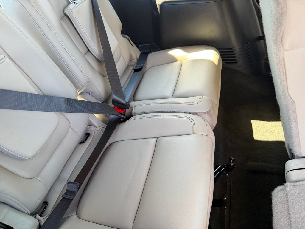 Used 2014 Ford Explorer Limited w/ Equipment Group 302A FWD image 24