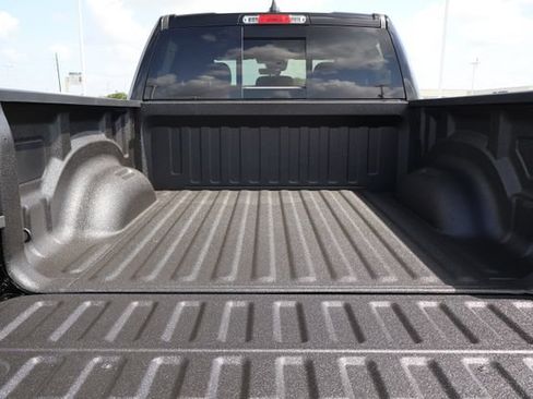 New 2026 RAM 1500 Express AWD/4WD image 8