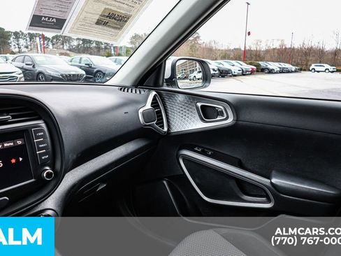 Used 2025 Kia Soul LX w/ LX Technology Package image 44