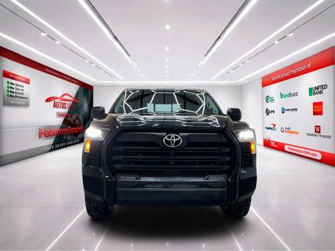 Used 2022 Toyota Tundra SR5 w/ SR5 Convenience Package image 3