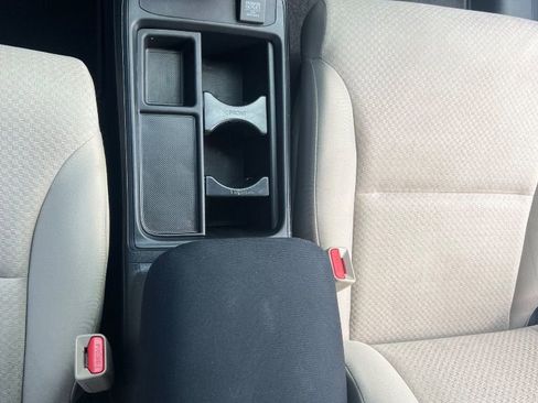 Used 2015 Honda CR-V LX image 25