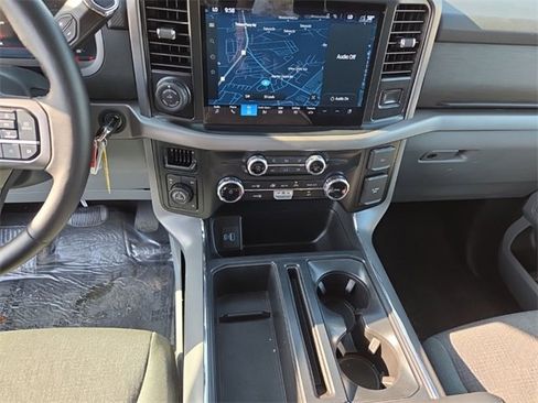 Used 2024 Ford F150 XLT w/ Mobile Office Package image 18