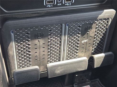 New 2025 RAM 2500 Laramie image 31