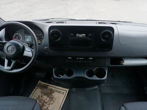 Used 2019 Mercedes-Benz Sprinter 2500 w/ Driver Convenience Package image 15