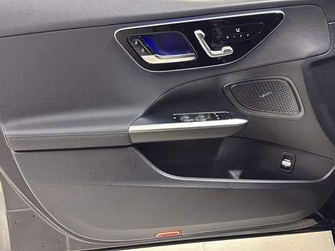 New 2026 Mercedes-Benz C 300 4MATIC Sedan image 14