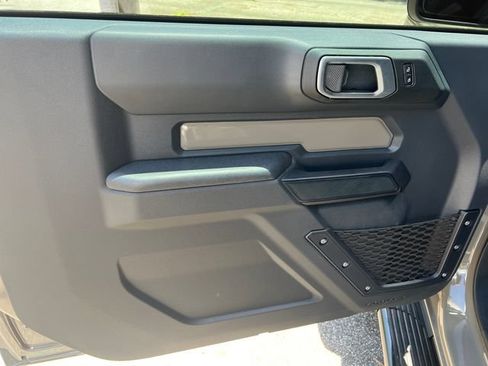 Used 2026 Ford Bronco 2-Door w/ Sasquatch Package AWD/4WD image 13