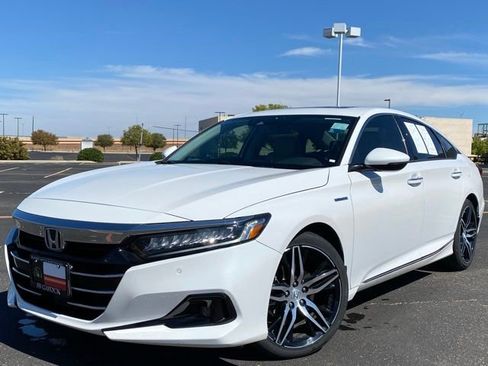 Used 2021 Honda Accord Touring image 1
