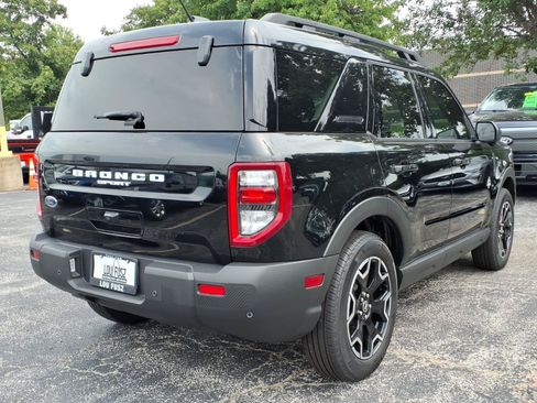 Certified 2025 Ford Bronco Sport Outer Banks w/ Outer Banks Tech Package+ AWD/4WD image 3