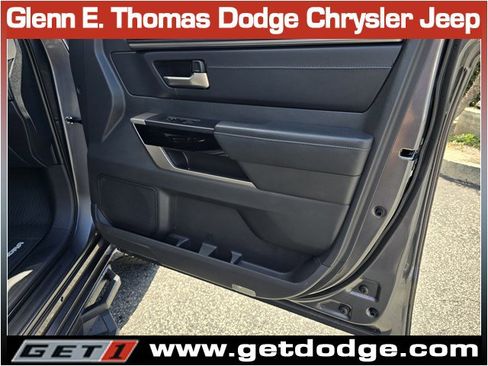 Used 2024 Toyota Tundra Limited AWD/4WD image 36