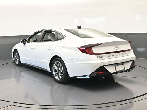 Used 2023 Hyundai Sonata SEL image 4