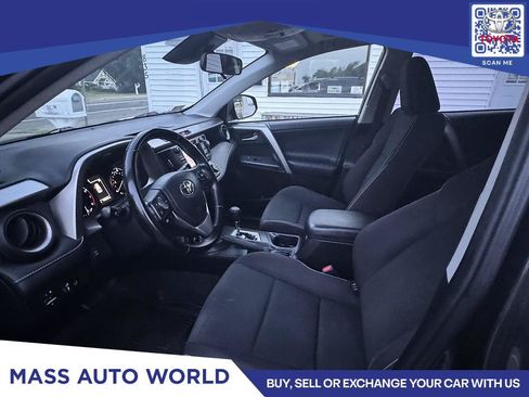 Used 2017 Toyota RAV4 XLE w/ Carpet Mat Package AWD/4WD image 16