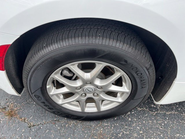 Used 2026 Chrysler Pacifica Select FWD image 4
