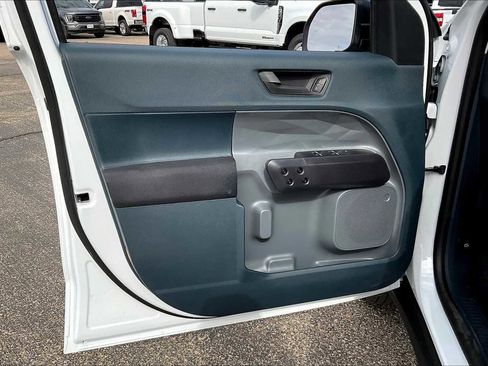 New 2025 Ford Maverick XL w/ Equipment Group 102A image 10