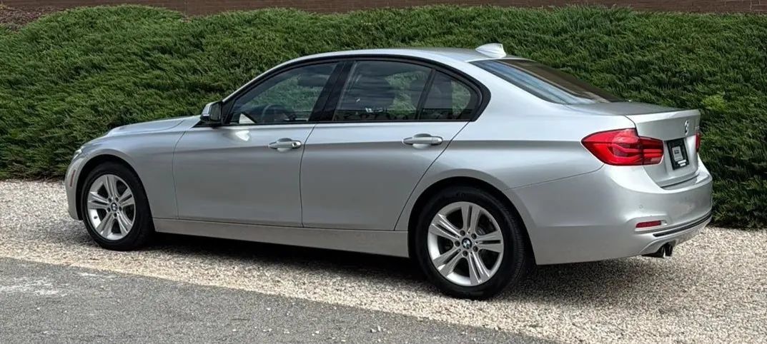 Used 2016 BMW 328i Sedan RWD image 7