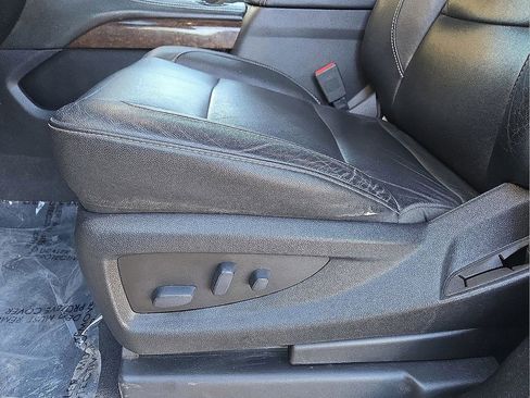 Used 2020 Chevrolet Tahoe LT image 26