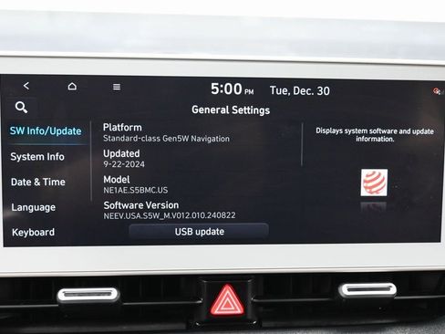 Used 2022 Hyundai Ioniq 5 SE w/ Cargo Package image 26