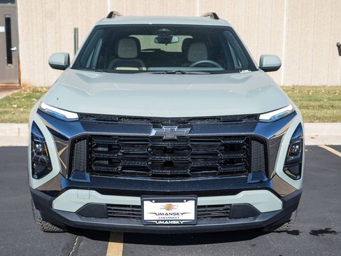 New 2026 Chevrolet Equinox ACTIV image 3