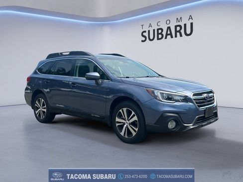 Used 2018 Subaru Outback 2.5i Limited AWD/4WD image 7