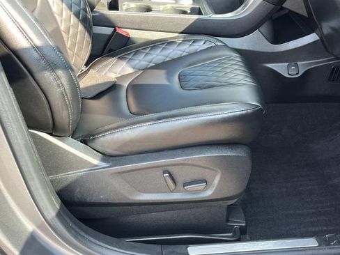 Used 2023 Ford Edge Titanium AWD/4WD image 27
