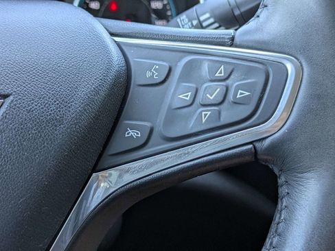 Used 2017 Chevrolet Malibu Premier w/ Premier Sun and Wheel Package FWD image 26