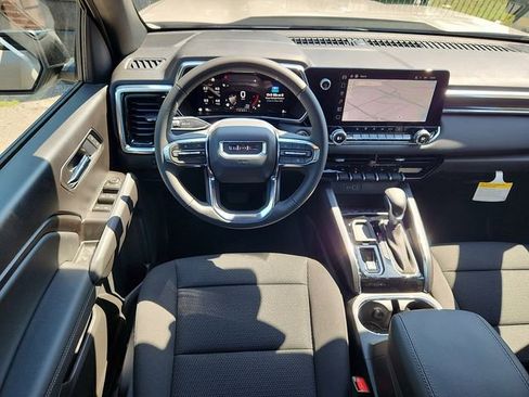 New 2026 GMC Canyon Elevation w/ Convenience Package RWD image 7