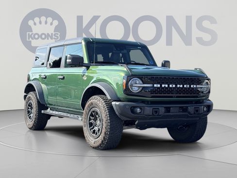 Used 2023 Ford Bronco Wildtrak AWD/4WD image 10