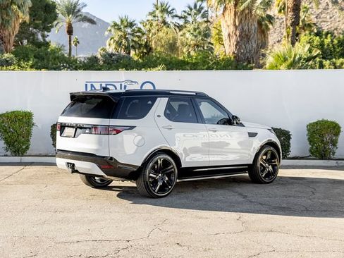 Certified 2025 Land Rover Discovery Dynamic SE AWD/4WD image 6