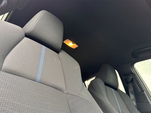 Used 2021 Toyota Corolla SE image 18