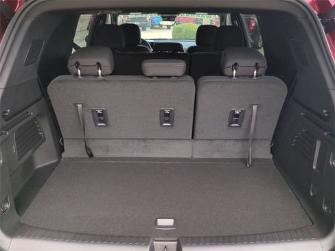 New 2026 Chevrolet Traverse LT w/ Driver Confidence Package image 13