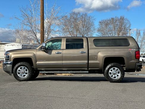 Used 2015 Chevrolet Silverado 2500 LTZ image 5